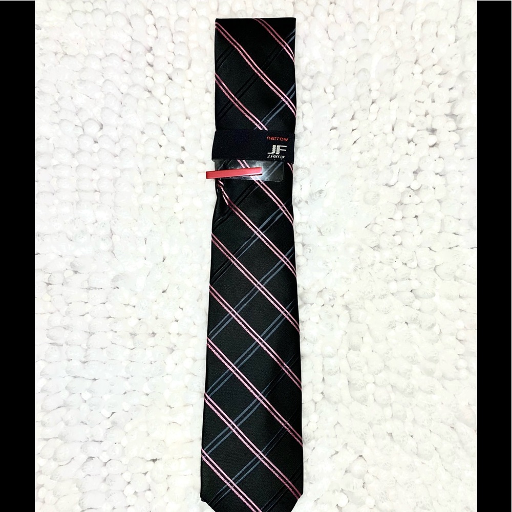 J.Ferrar narrow neck tie